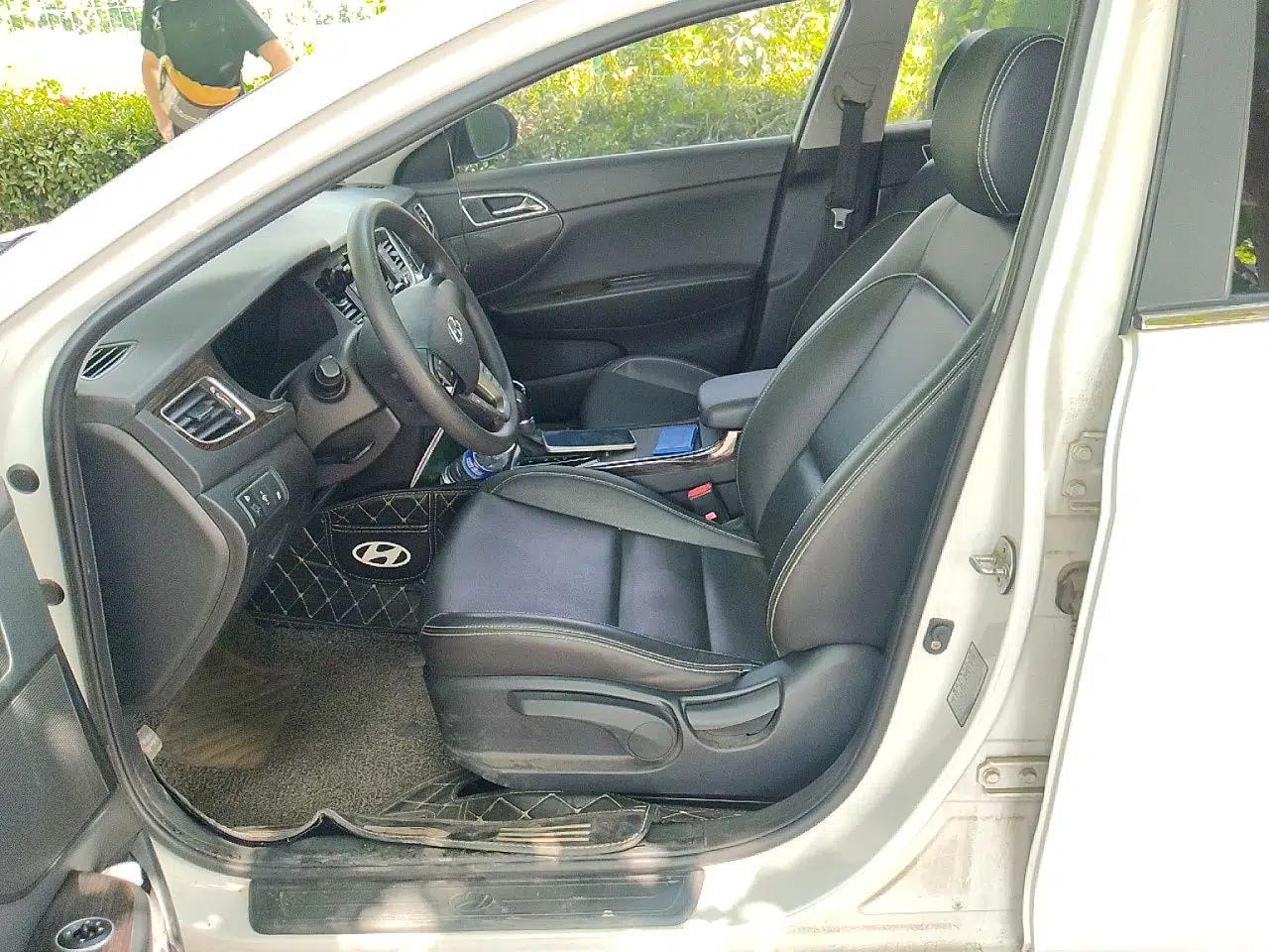 Hyundai Mistra 2016 1.6T Automatic Smart GLS — миниатюра 15