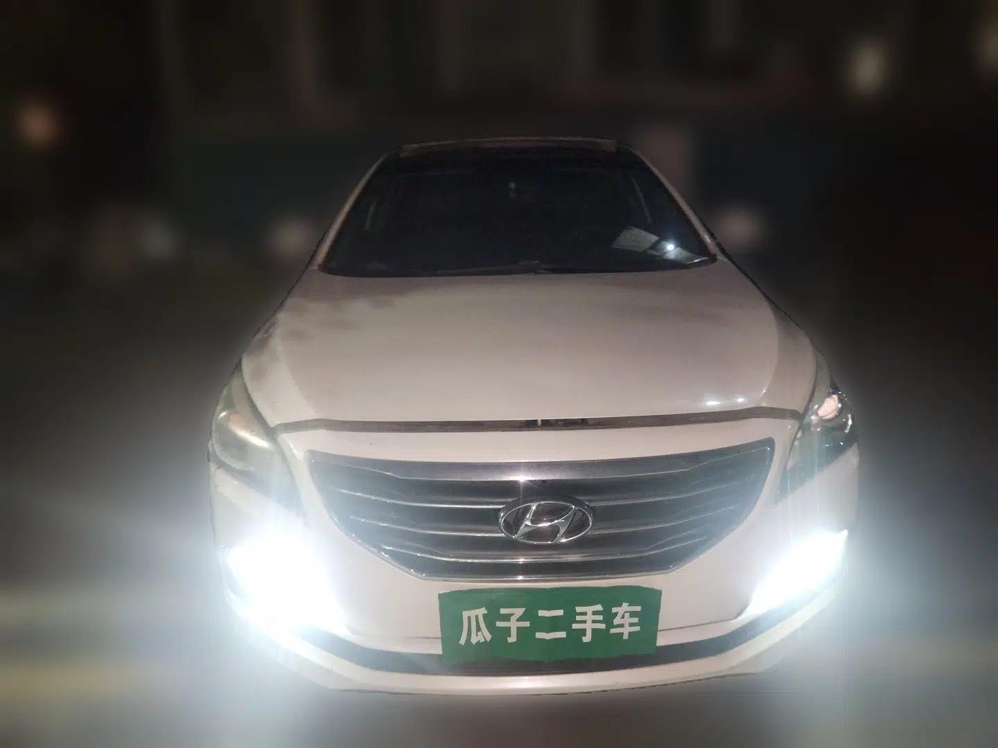 Hyundai Mistra 2016 1.8L Automatic Deluxe DLX Model — миниатюра 2