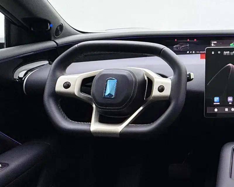 Avita 07 2026 Max+ Rear-Wheel Drive Extended Range Version 39.05kWh — миниатюра 16