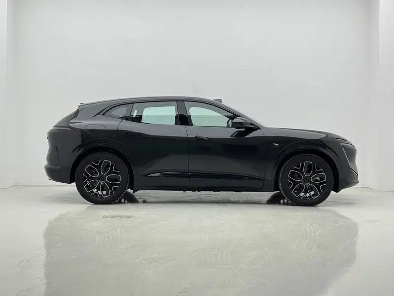 Avita 07 2026 Max+ Rear-Wheel Drive Extended Range Version 39.05kWh — миниатюра 8
