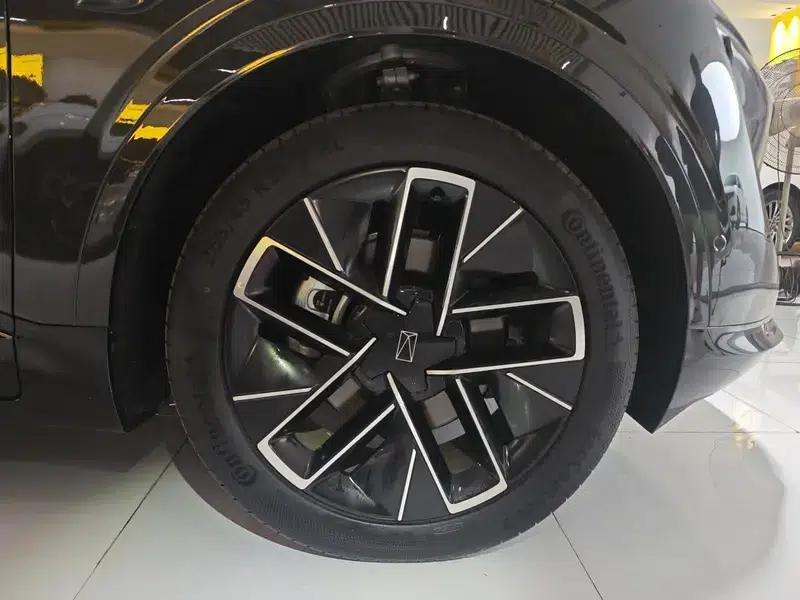 Avita 07 2026 Elite Rear-Wheel Drive All-Electric Version — миниатюра 23