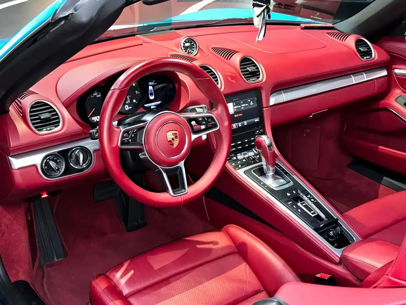 2018 Porsche 718 Boxster 2.0T — миниатюра 17