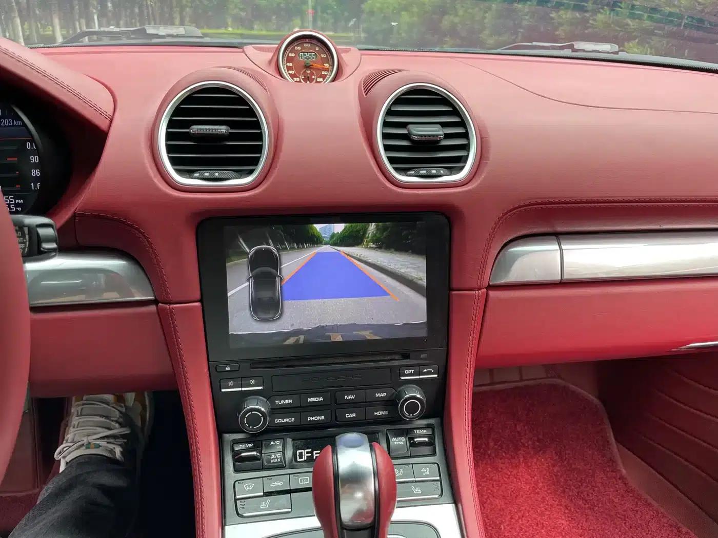 2016 Porsche 718 Boxster 2.0T — миниатюра 17
