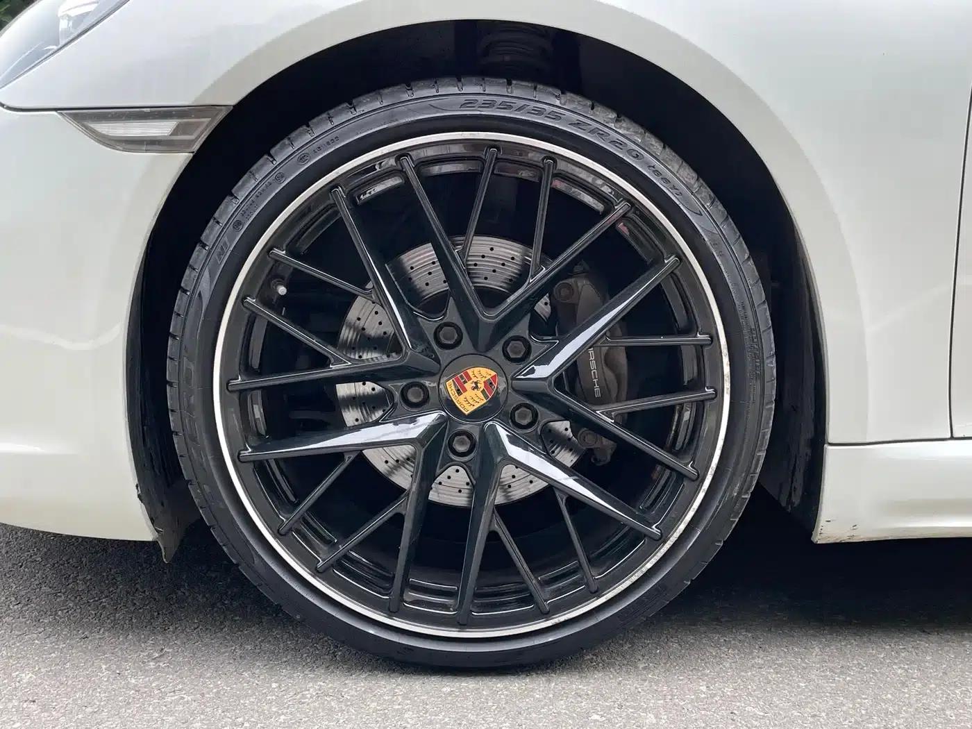 2016 Porsche 718 Boxster 2.0T — миниатюра 21