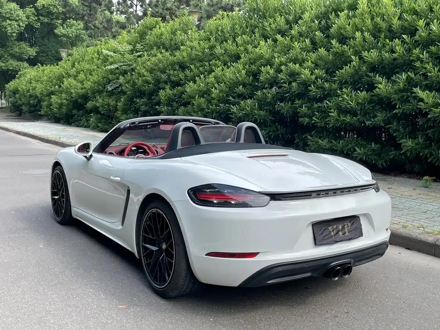 2016 Porsche 718 Boxster 2.0T — миниатюра 22