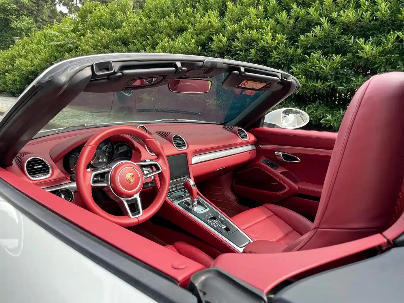 2016 Porsche 718 Boxster 2.0T — миниатюра 6