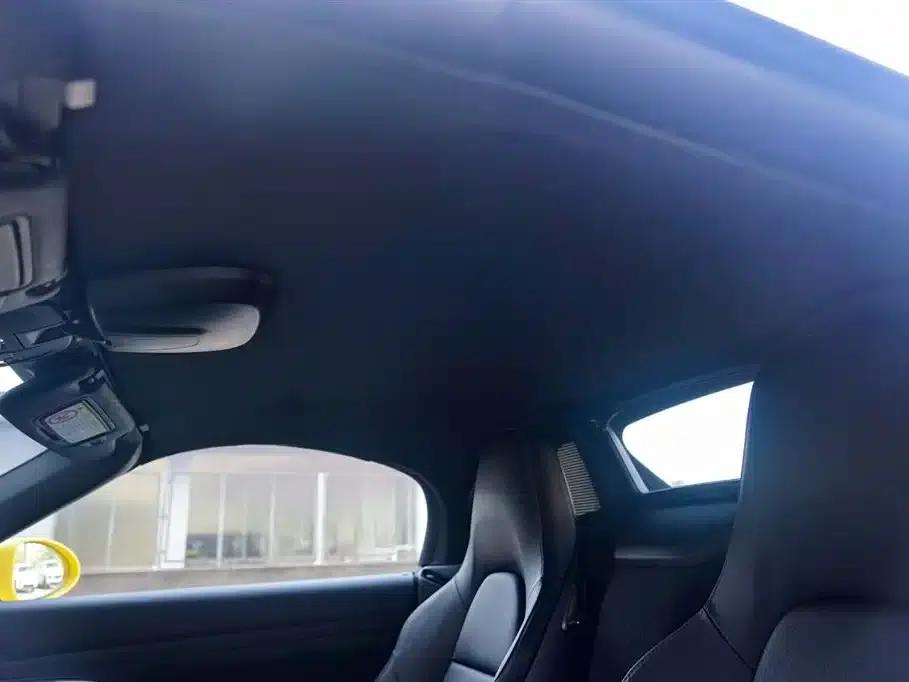 2022 Porsche 718 Boxster 2.0T — миниатюра 28