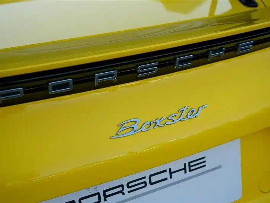 2022 Porsche 718 Boxster 2.0T — миниатюра 37
