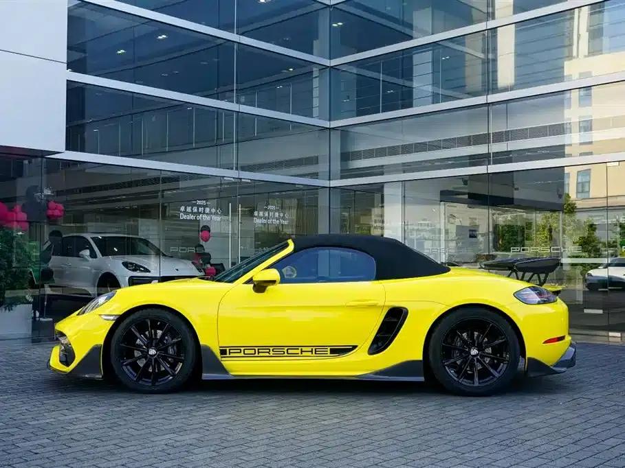 2022 Porsche 718 Boxster 2.0T — миниатюра 9