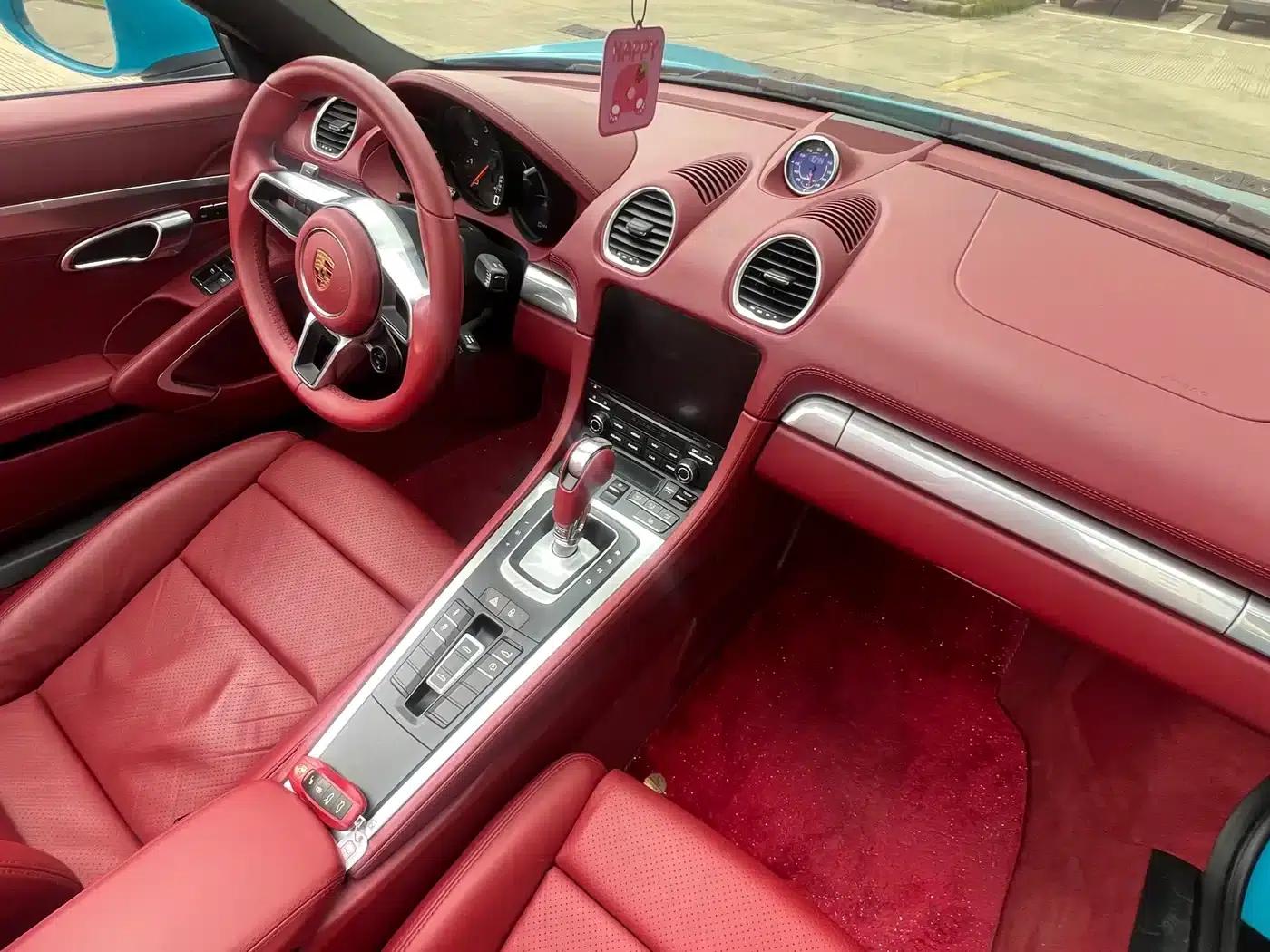 2016 Porsche 718 Boxster 2.0T — миниатюра 12