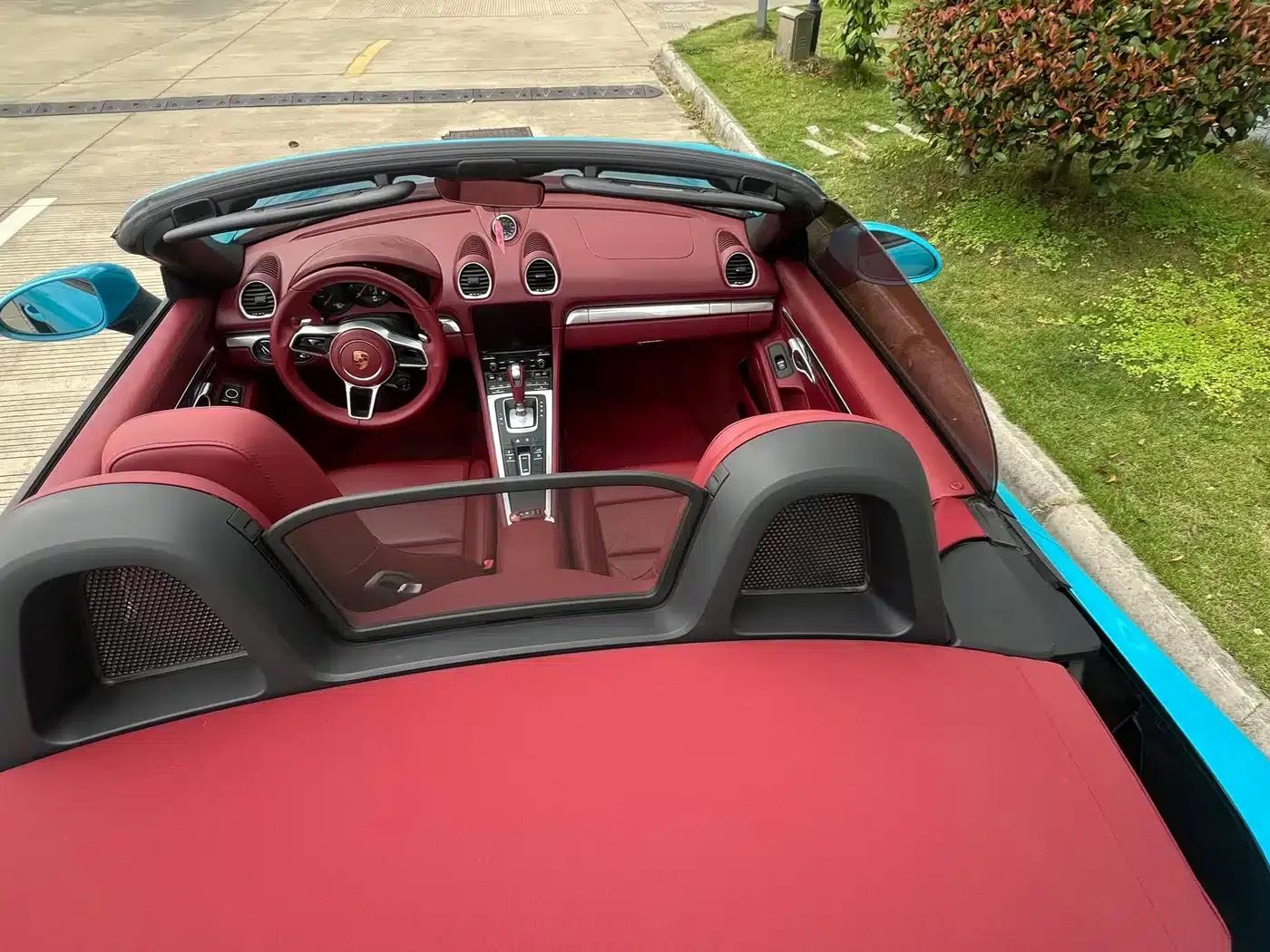 2016 Porsche 718 Boxster 2.0T — миниатюра 17