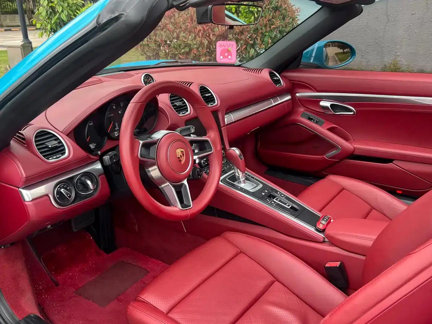2016 Porsche 718 Boxster 2.0T — миниатюра 6
