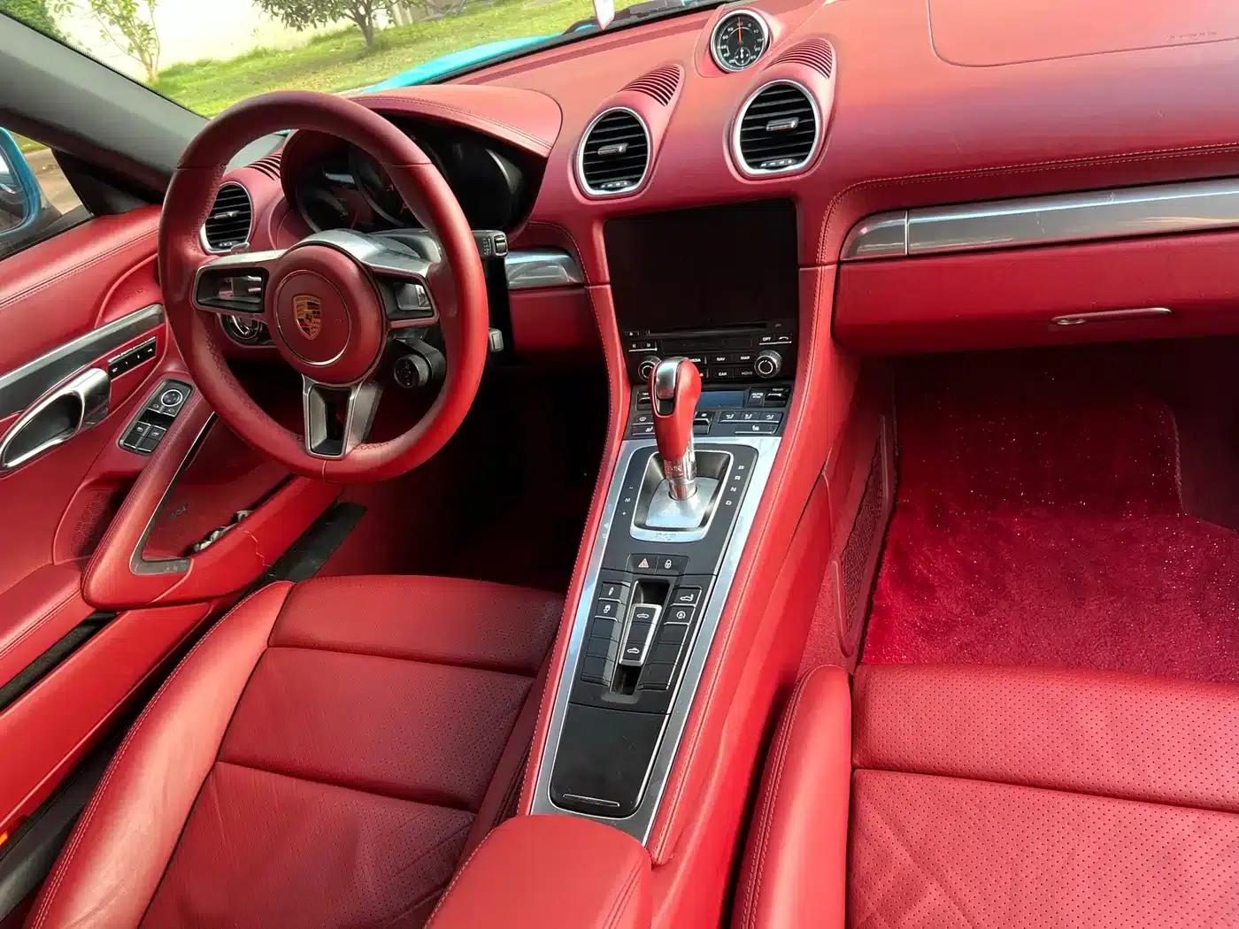 2016 Porsche 718 Boxster 2.0T — миниатюра 10