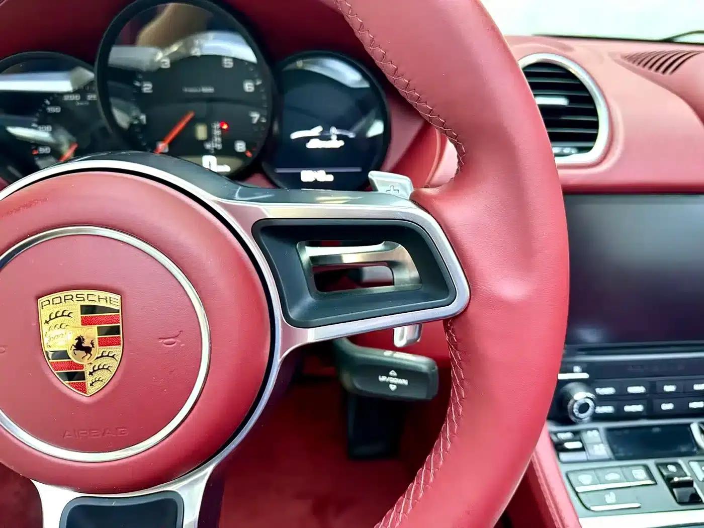 2020 Porsche 718 Boxster 2.0T — миниатюра 13