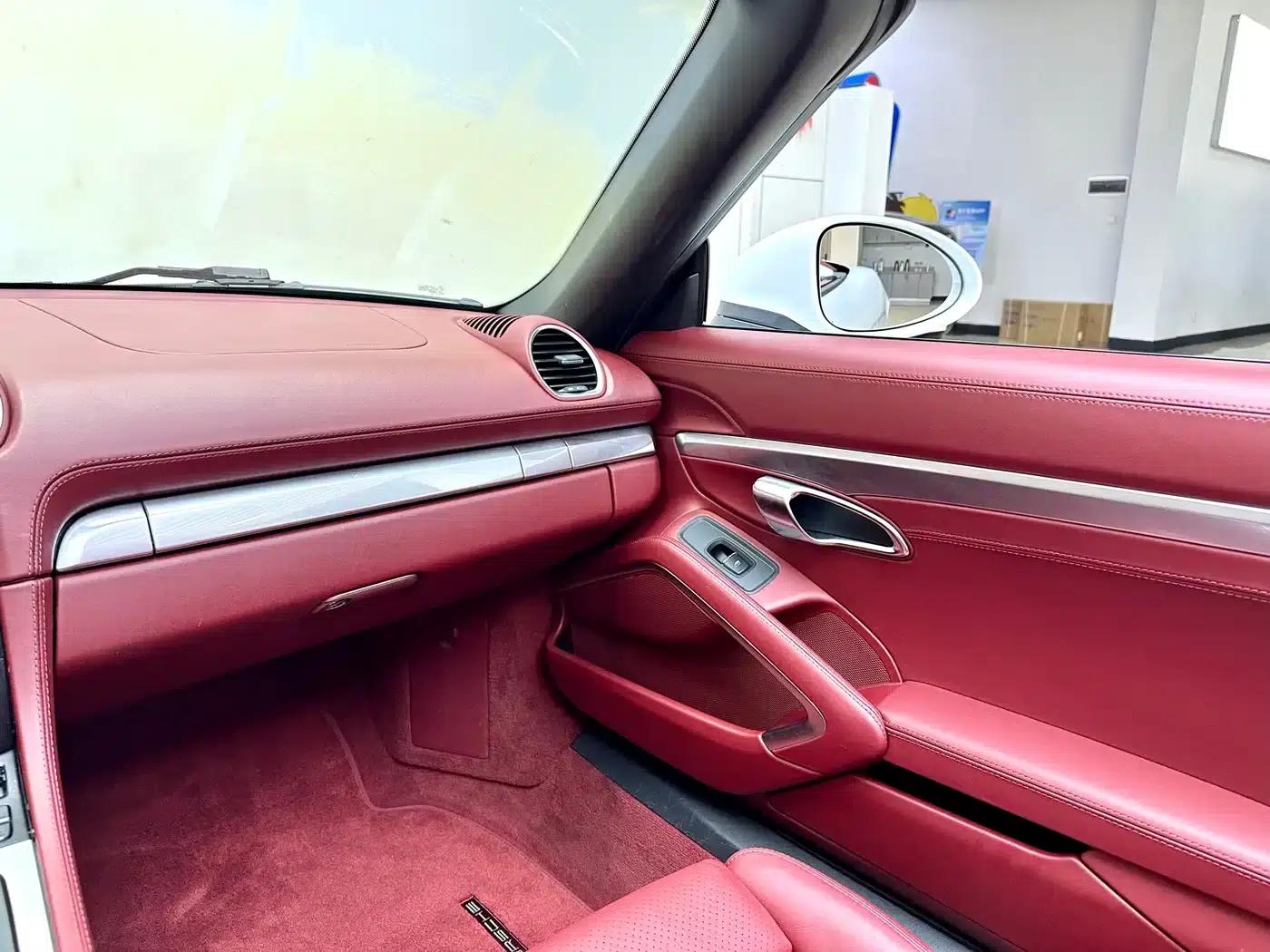 2020 Porsche 718 Boxster 2.0T — миниатюра 17