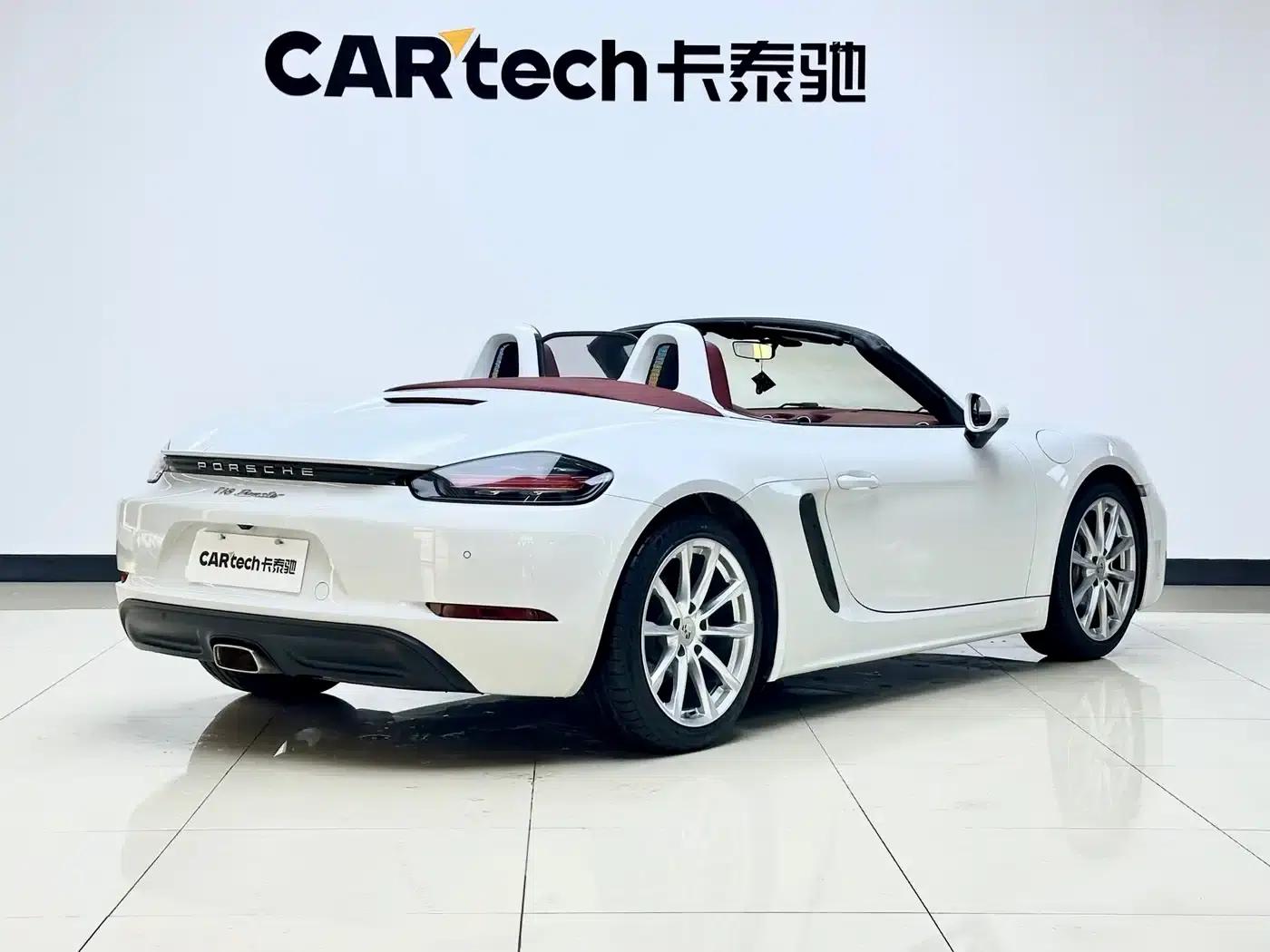 2020 Porsche 718 Boxster 2.0T — миниатюра 3