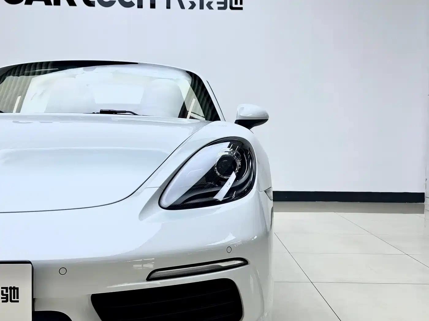 2020 Porsche 718 Boxster 2.0T — миниатюра 6