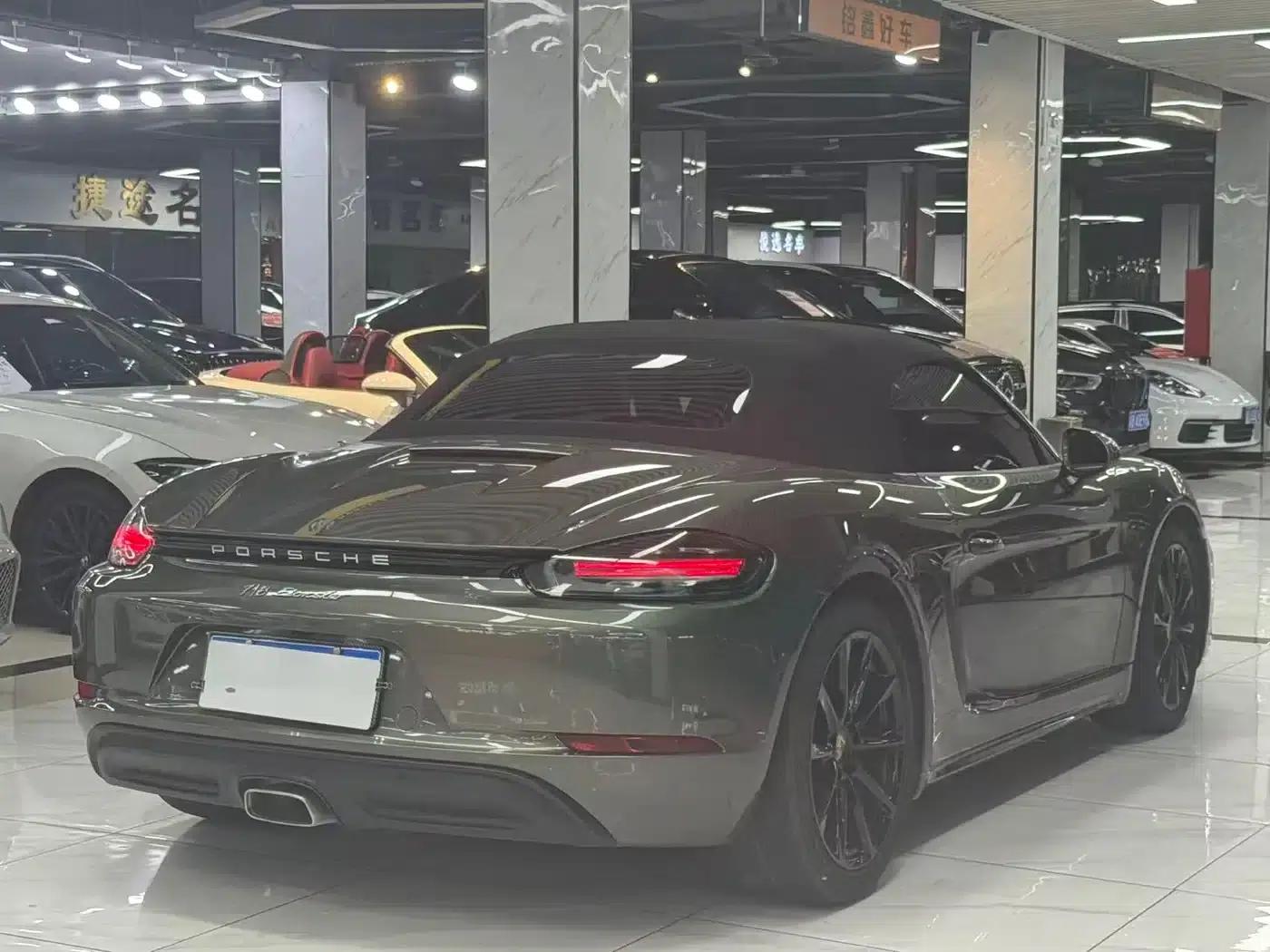 2022 Porsche 718 Boxster 2.0T — миниатюра 6