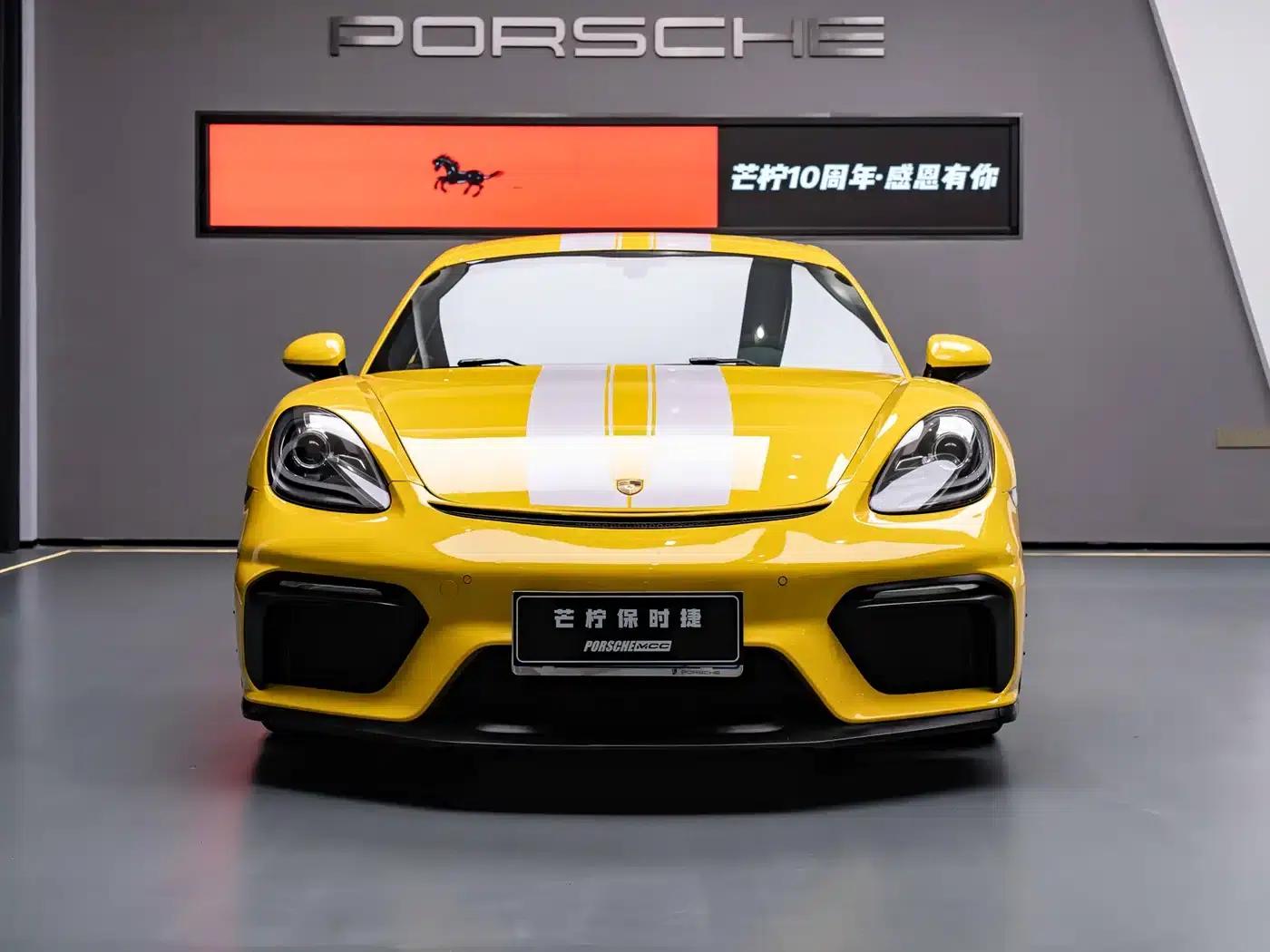 Porsche 718 Cayman 2018 2.0T — миниатюра 2
