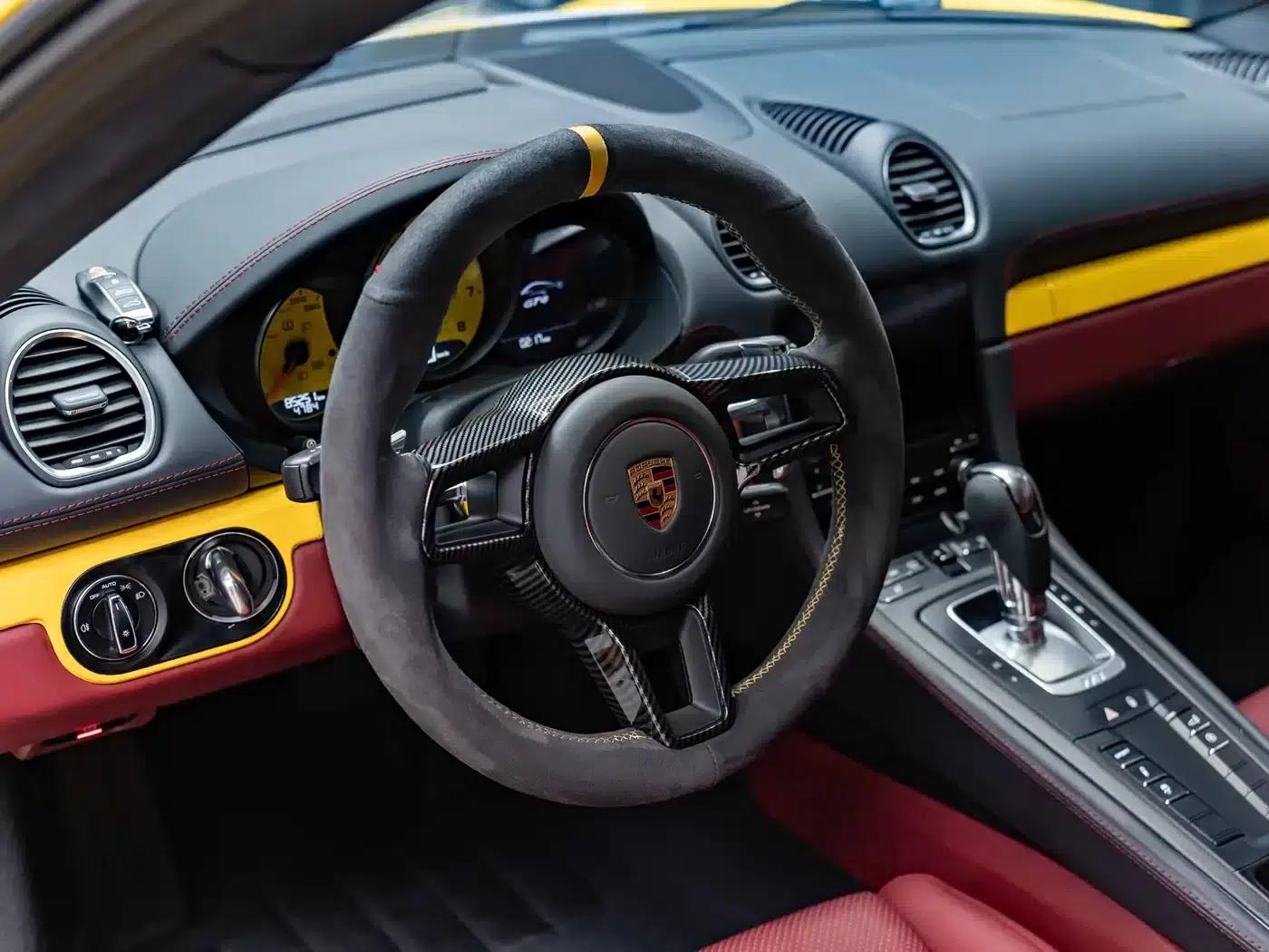 Porsche 718 Cayman 2018 2.0T — миниатюра 6