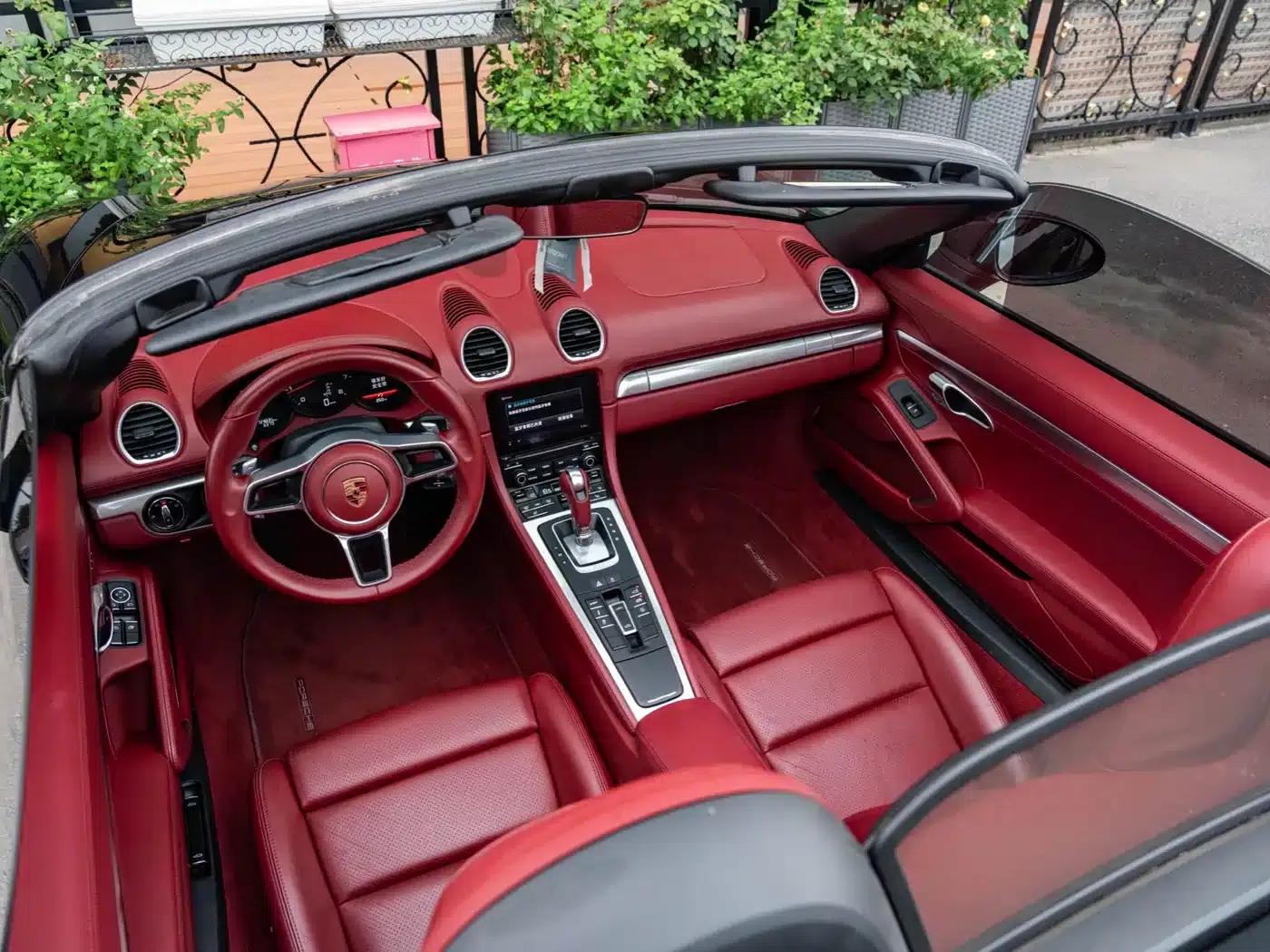 2018 Porsche 718 Boxster 2.0T — миниатюра 32