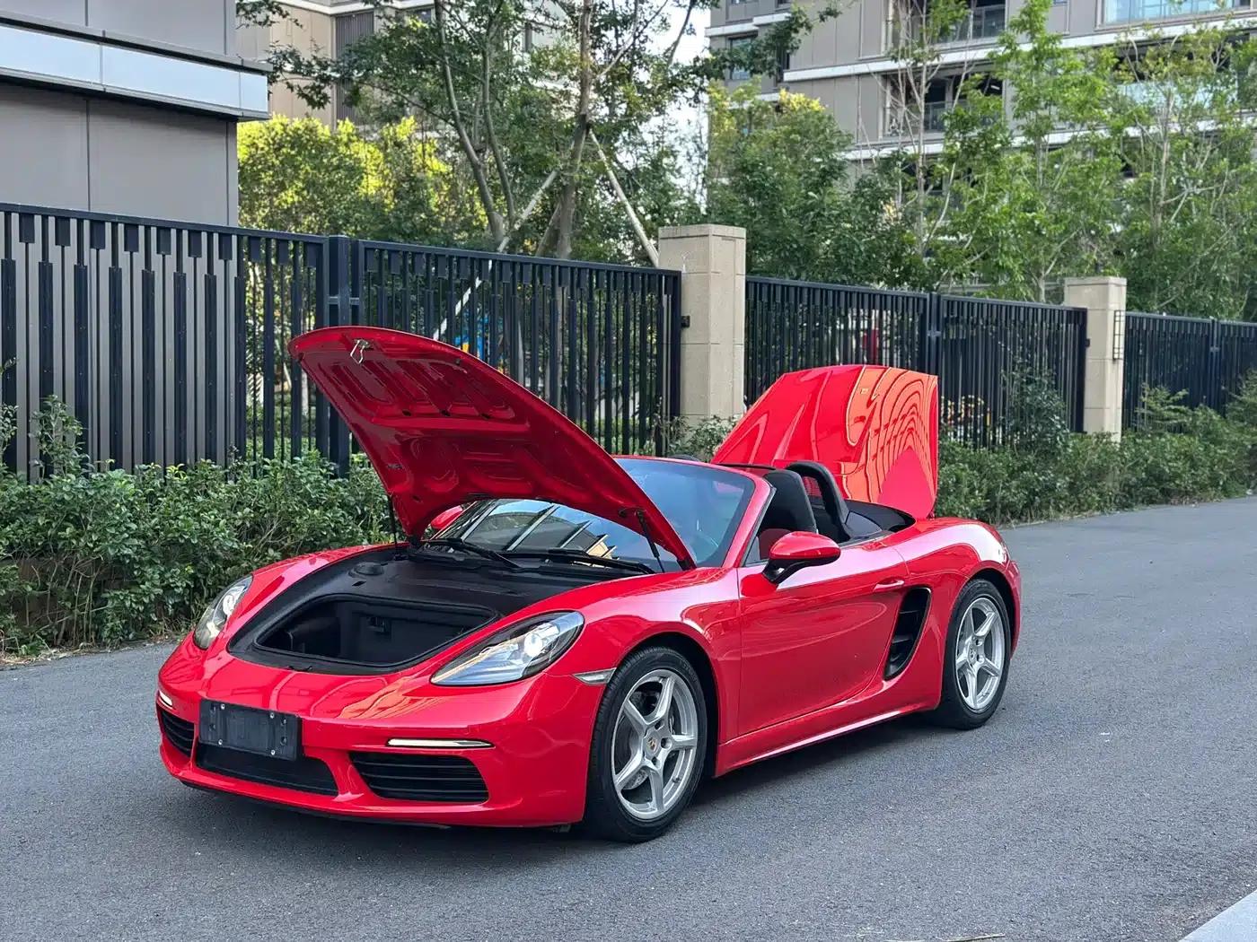 2016 Porsche 718 Boxster 2.0T — миниатюра 14