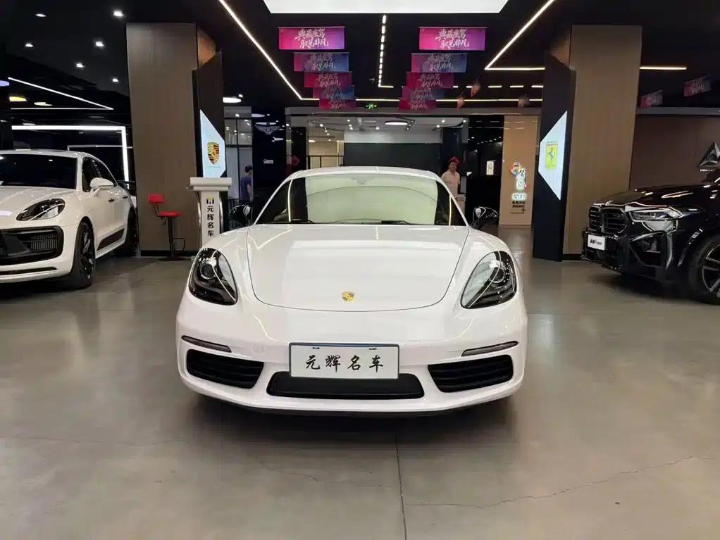 Porsche 718 Cayman 2018 2.0T — миниатюра 2