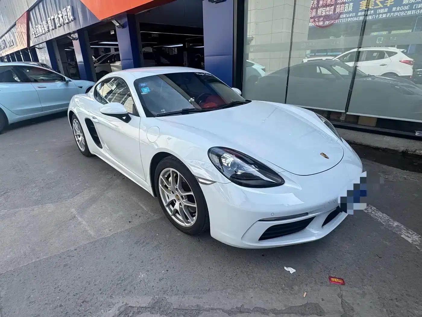 Porsche 718 Cayman 2018 2.0T — миниатюра 2