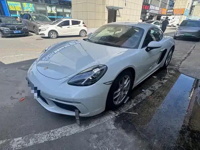 Porsche 718 Cayman 2018 2.0T