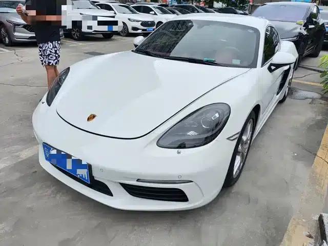 Porsche 718 Cayman 2022 2.0T