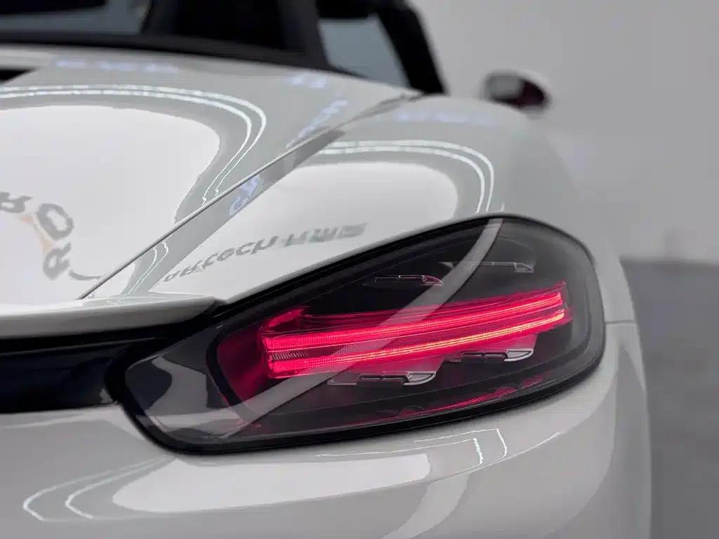 2020 Porsche 718 Boxster 2.0T — миниатюра 13