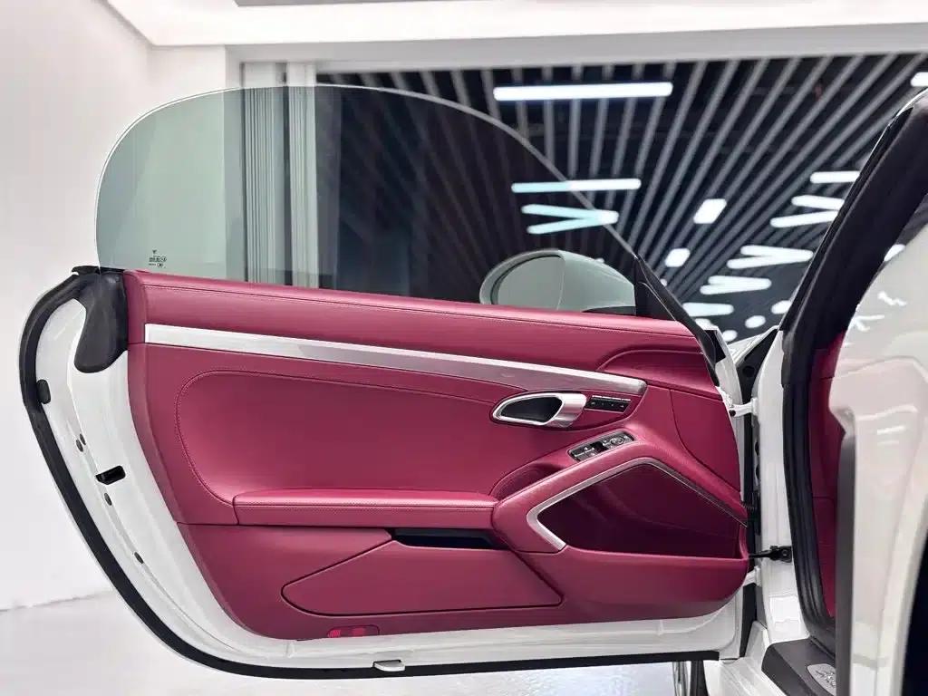 2020 Porsche 718 Boxster 2.0T — миниатюра 17