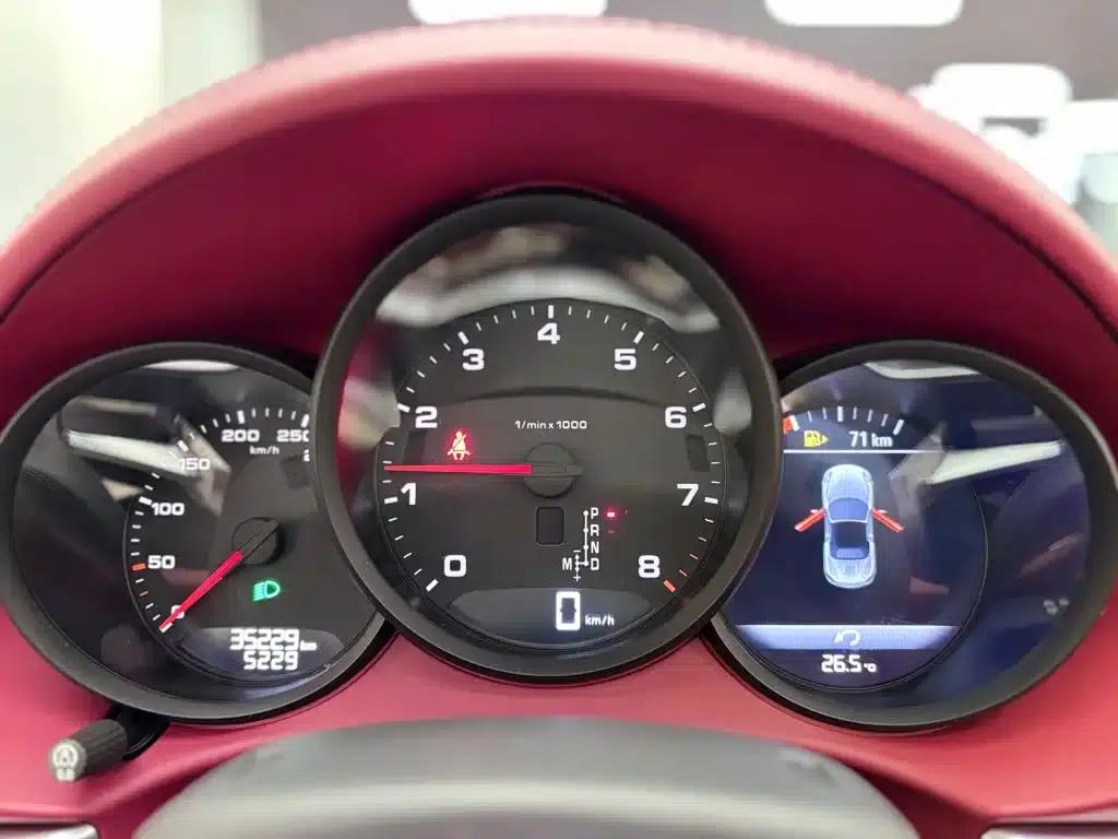2020 Porsche 718 Boxster 2.0T — миниатюра 20
