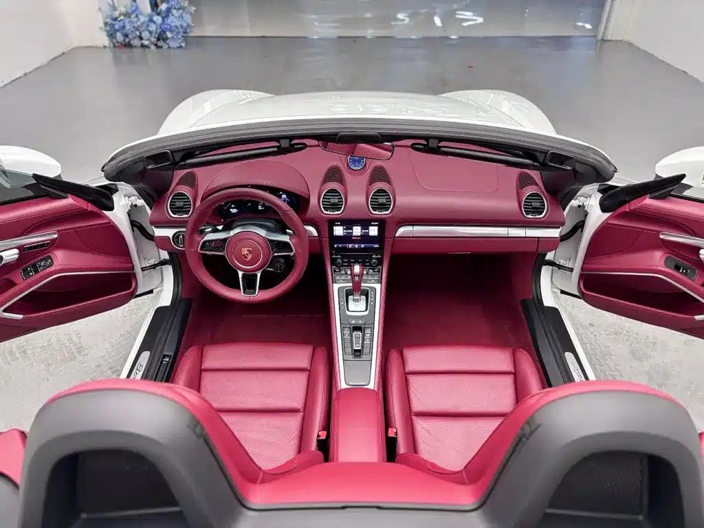 2020 Porsche 718 Boxster 2.0T — миниатюра 26