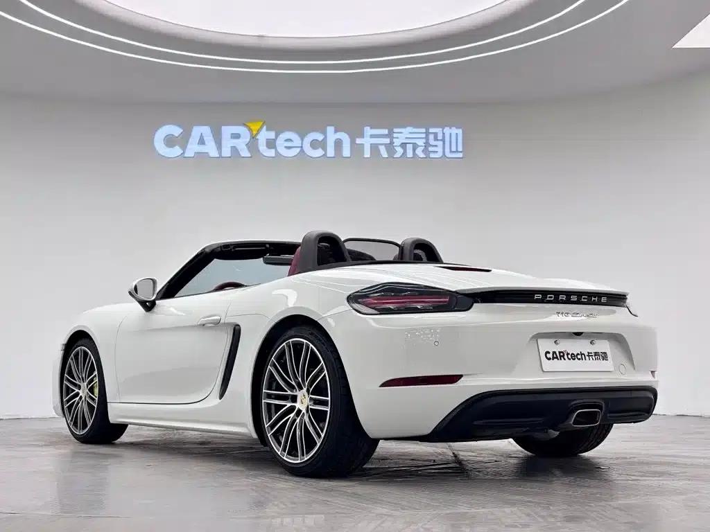 2020 Porsche 718 Boxster 2.0T — миниатюра 10
