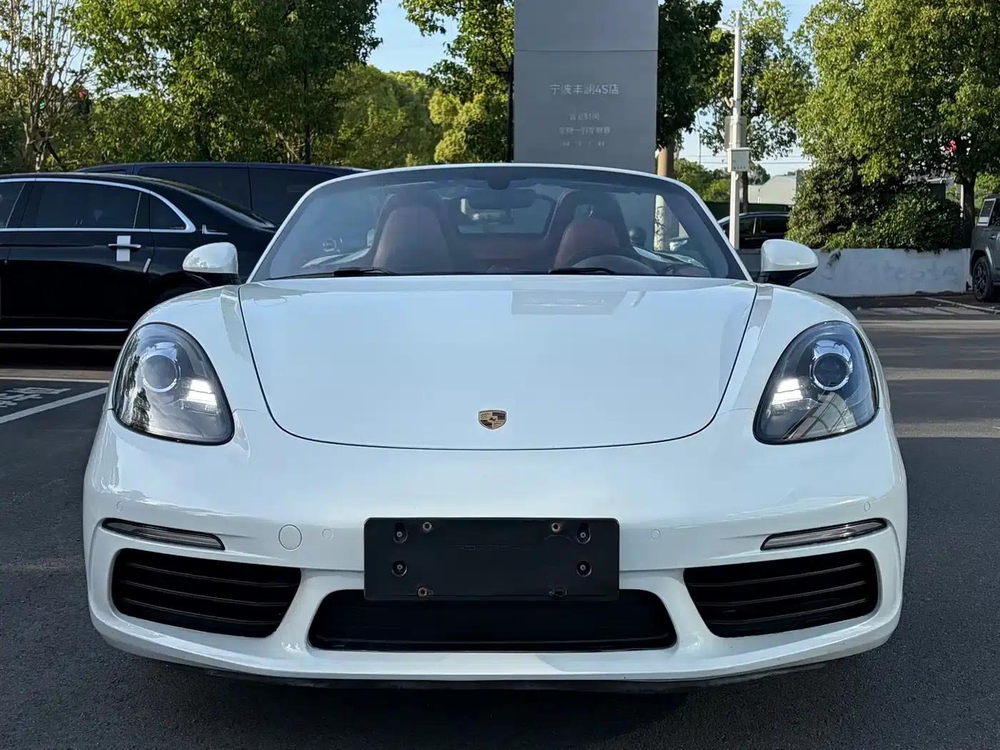 2018 Porsche 718 Boxster 2.0T — миниатюра 2
