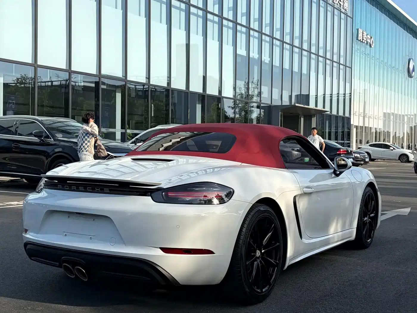2018 Porsche 718 Boxster 2.0T — миниатюра 17