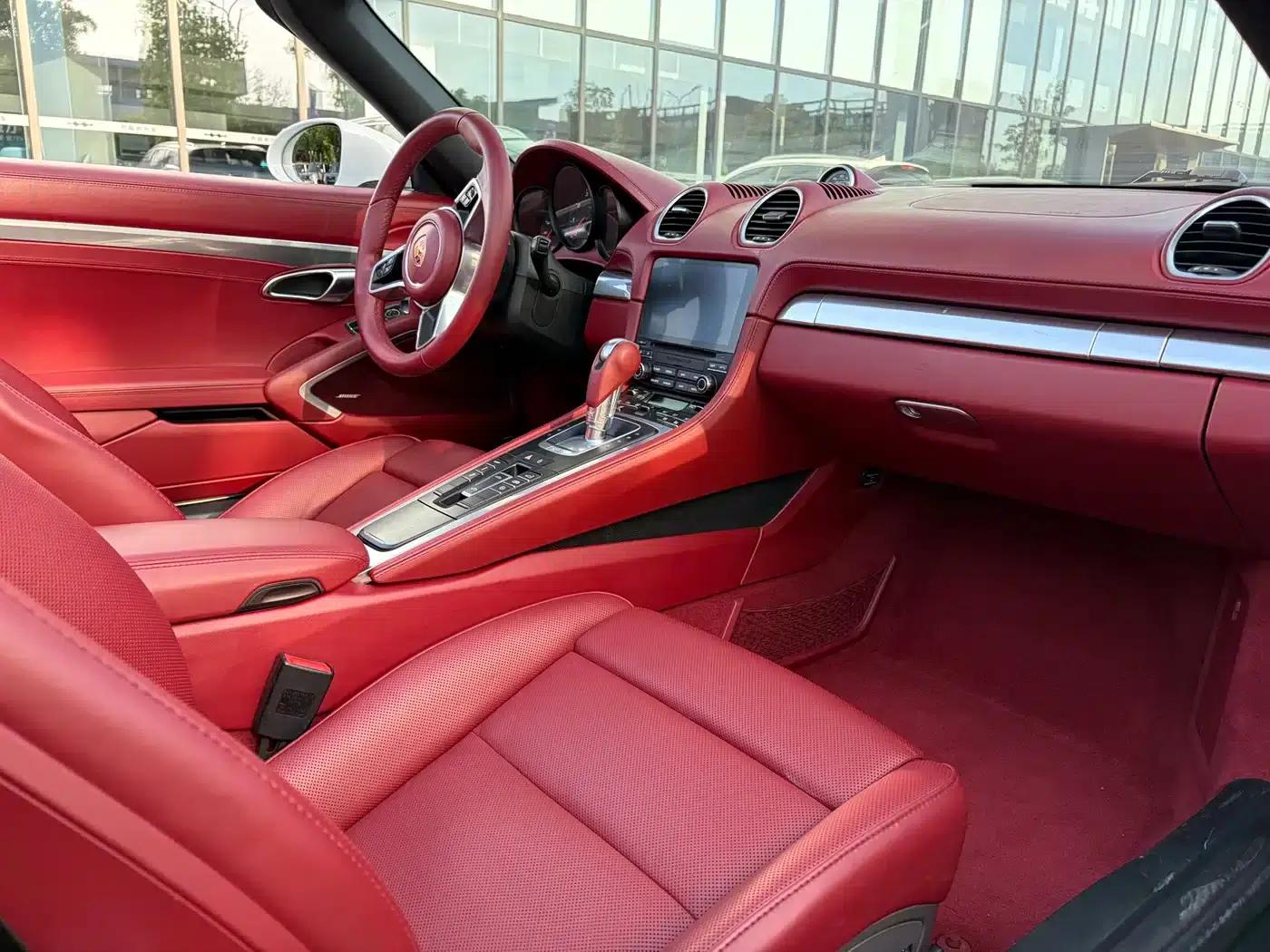 2018 Porsche 718 Boxster 2.0T — миниатюра 9