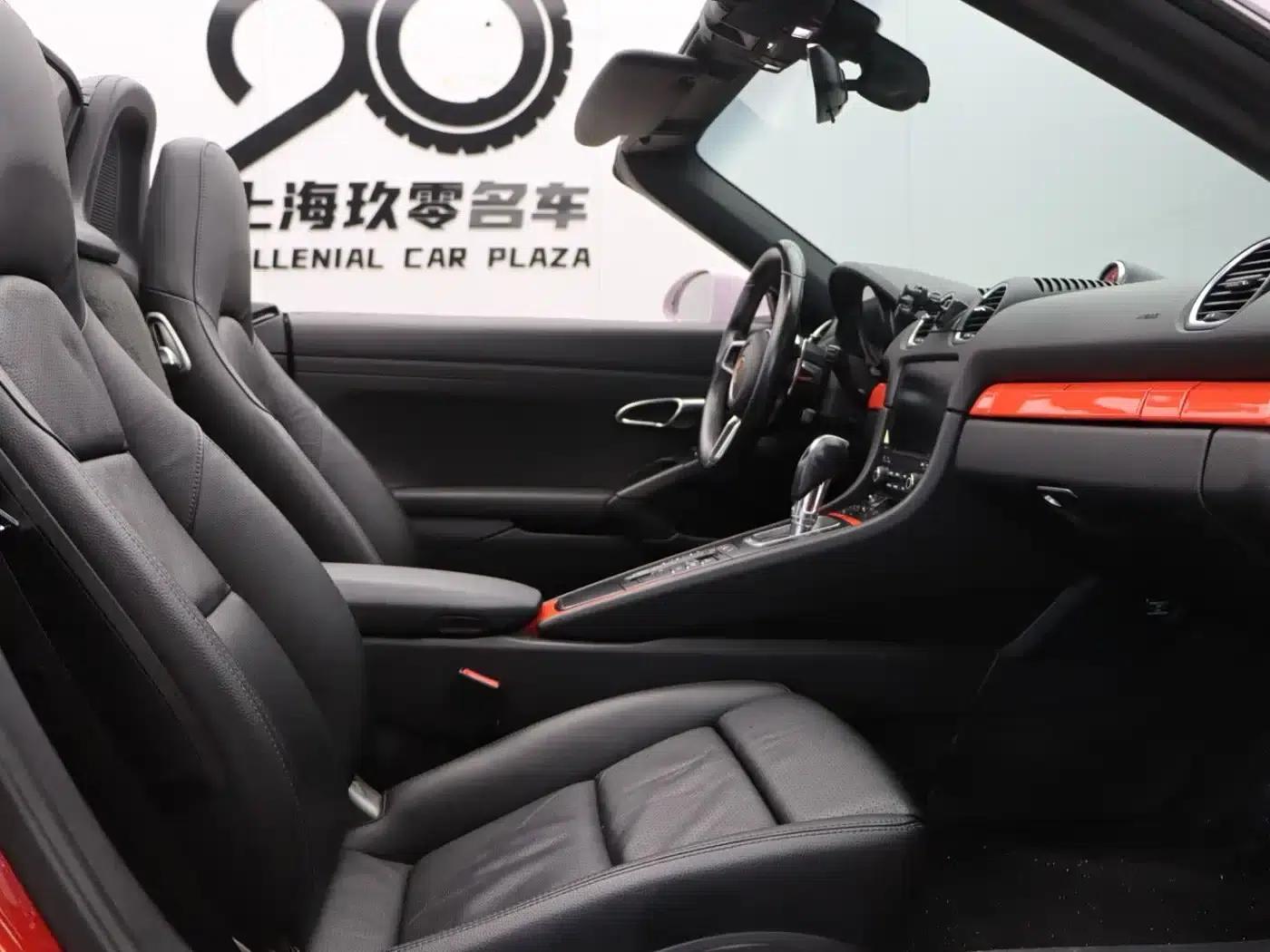 2019 Porsche 718 Boxster T 2.0T — миниатюра 17