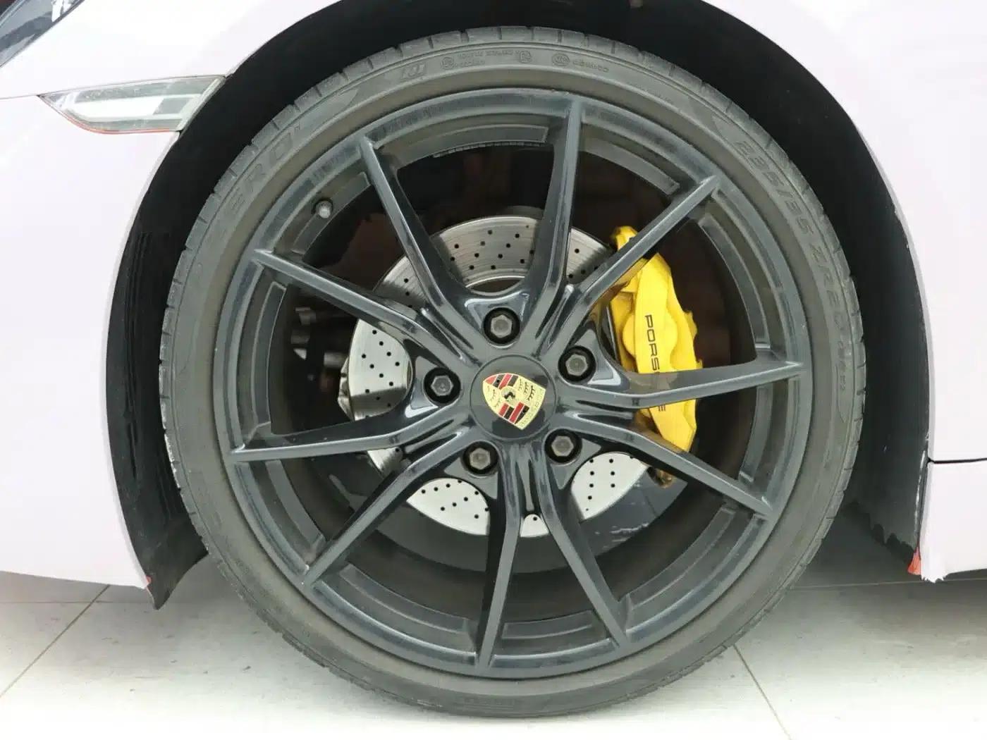 2019 Porsche 718 Boxster T 2.0T — миниатюра 26