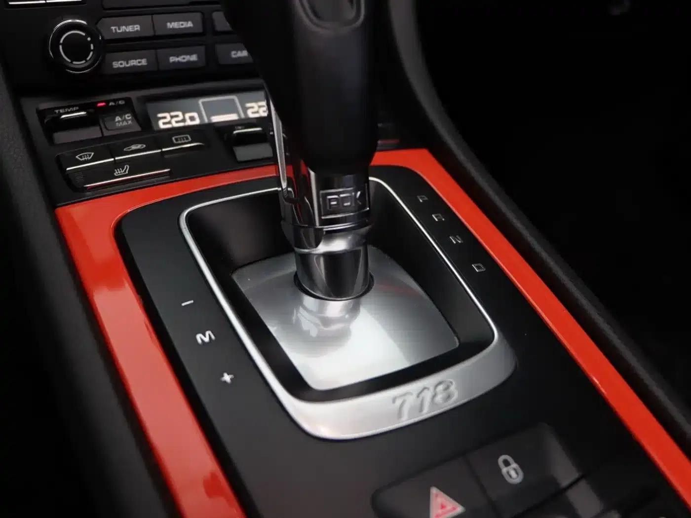 2019 Porsche 718 Boxster T 2.0T — миниатюра 8