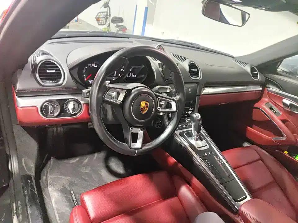 Porsche 718 Cayman 2016 2.0T — миниатюра 2