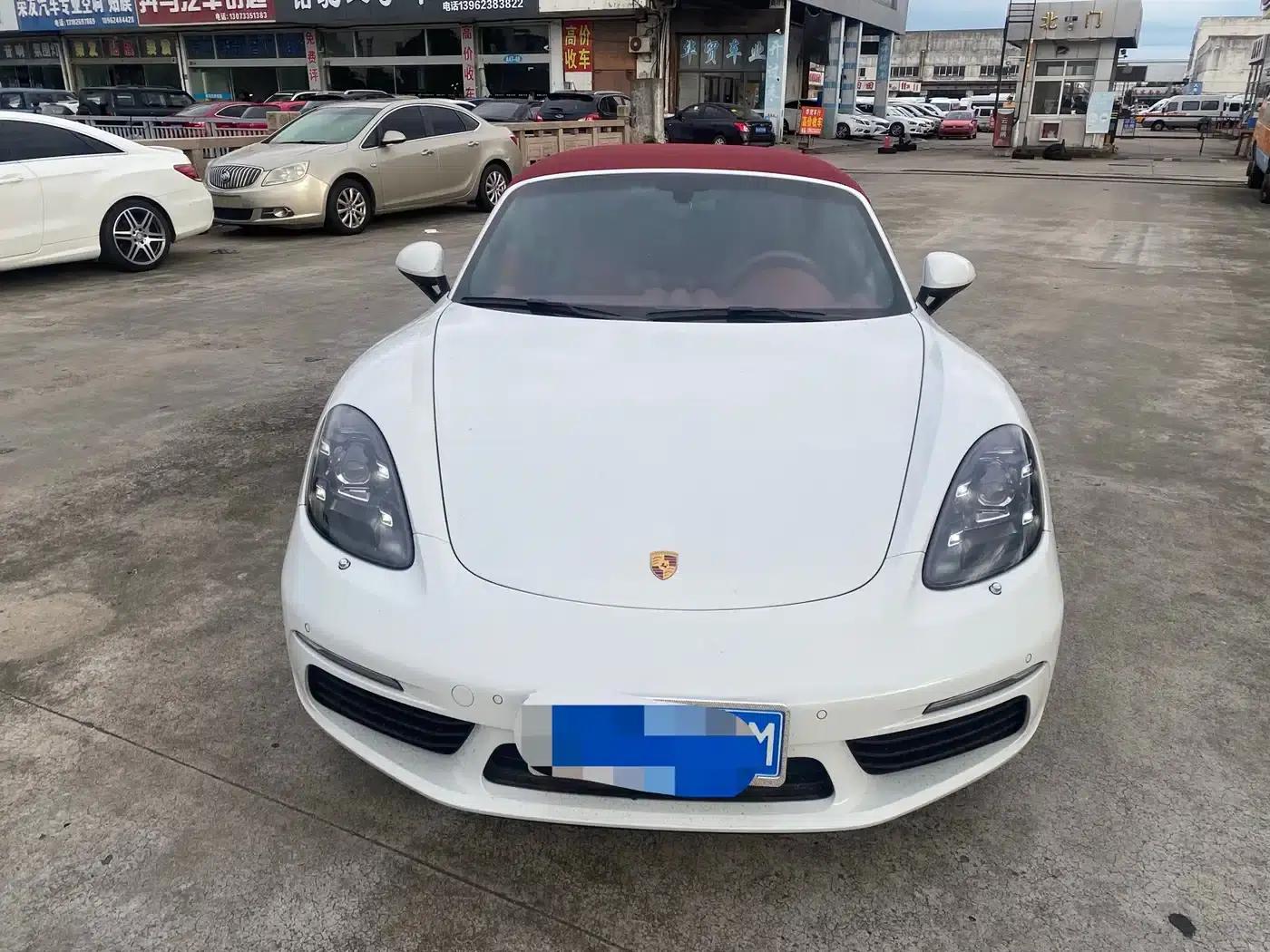 2022 Porsche 718 Boxster 2.0T — миниатюра 3