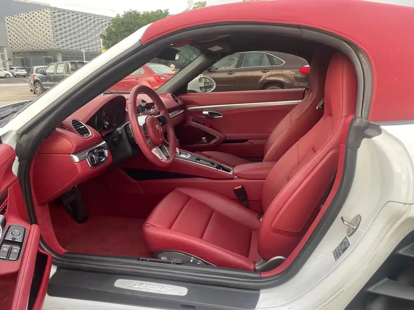 2022 Porsche 718 Boxster 2.0T — миниатюра 6