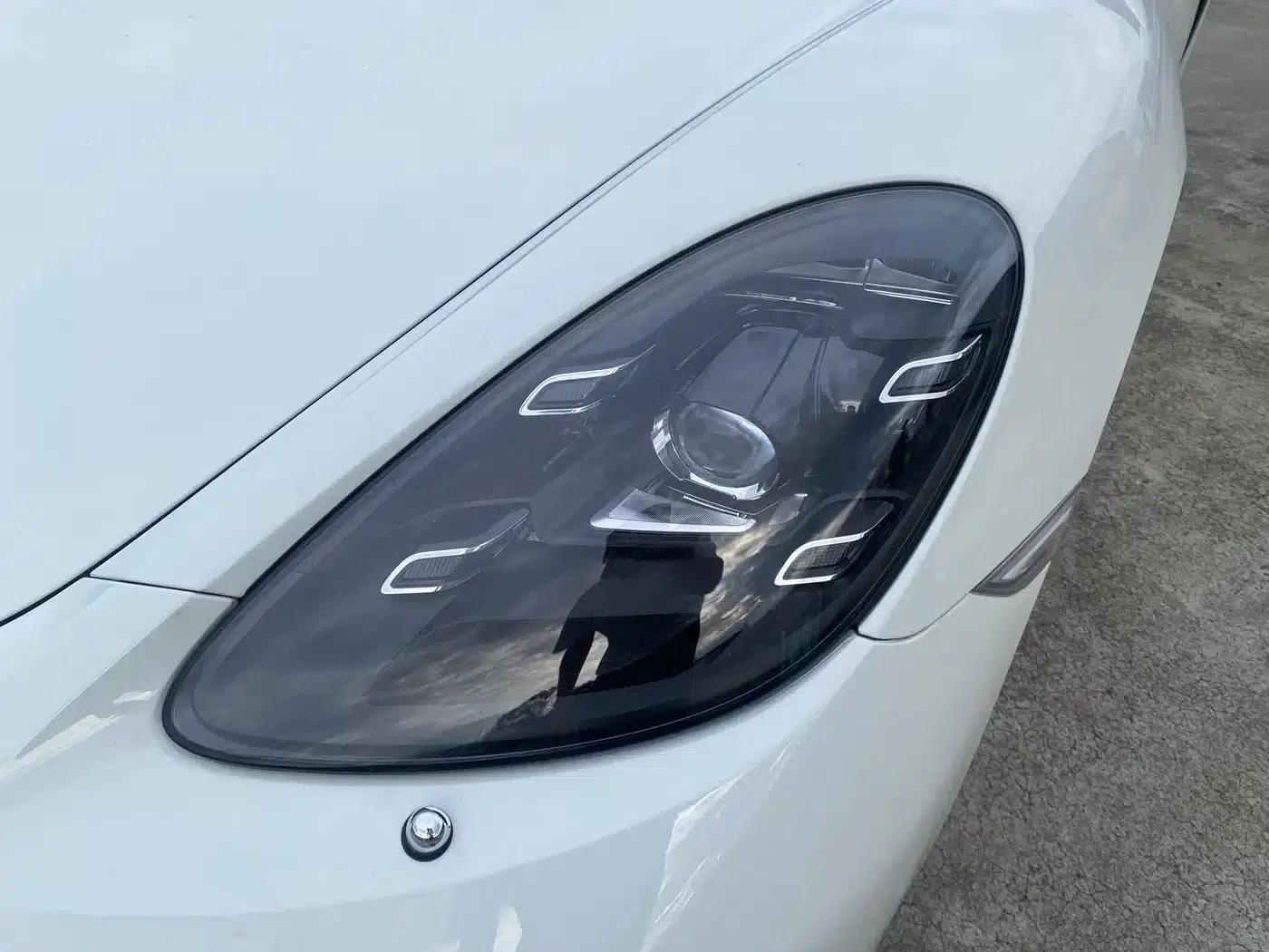 2022 Porsche 718 Boxster 2.0T — миниатюра 10