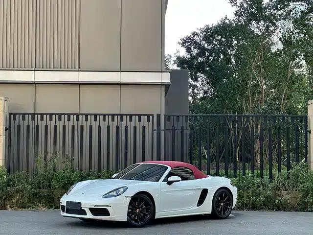 2020 Porsche 718 Boxster 2.0T
