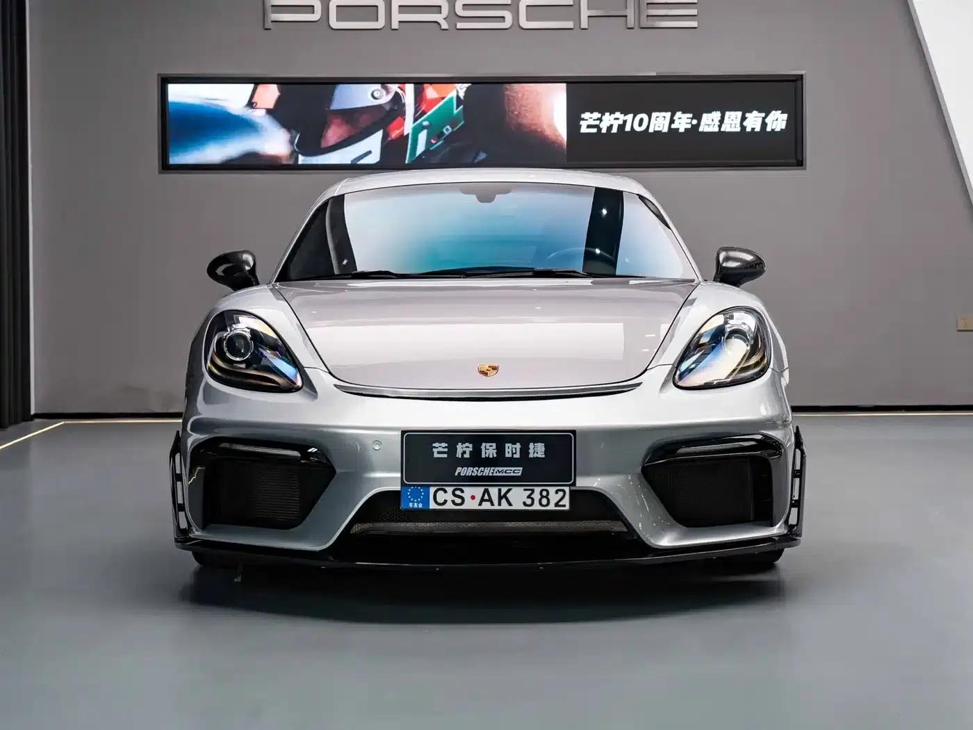 Porsche 718 Cayman 2018 2.0T — миниатюра 2