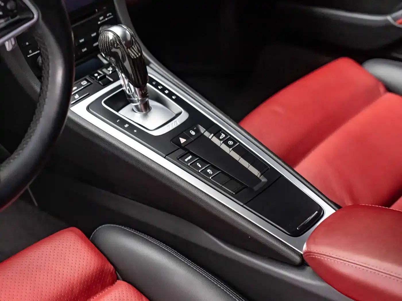 Porsche 718 Cayman 2018 2.0T — миниатюра 13