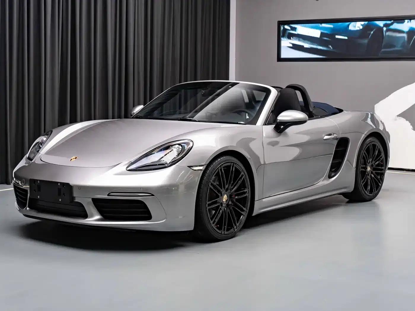 2016 Porsche 718 Boxster 2.0T — миниатюра 1