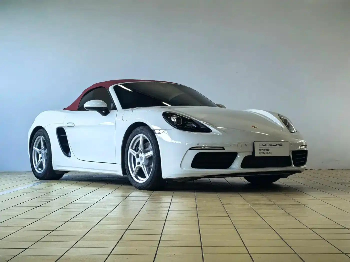 2022 Porsche 718 Boxster 2.0T — миниатюра 3